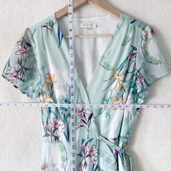 Yumi Kim Wrap Maxi Dress Woman’s Size Medium Mint Green Floral Print - Picture 11 of 12